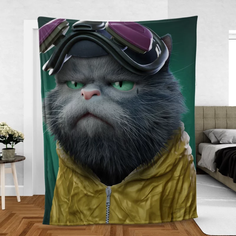 Angry Pilot Cat Figure Fleece Blanket