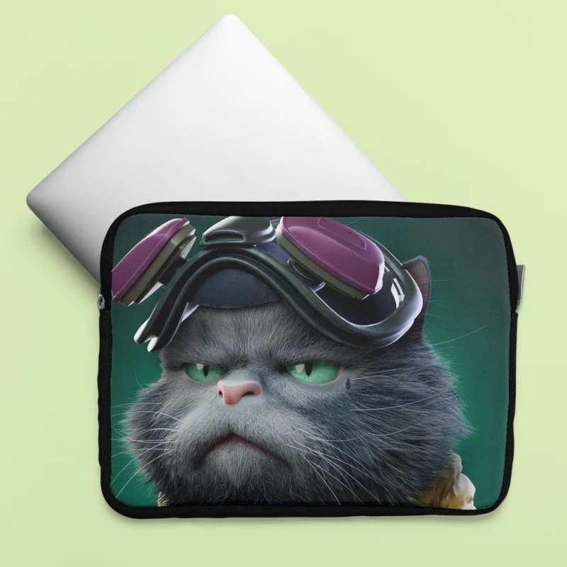 Angry Pilot Cat Figure Laptop Sleeve