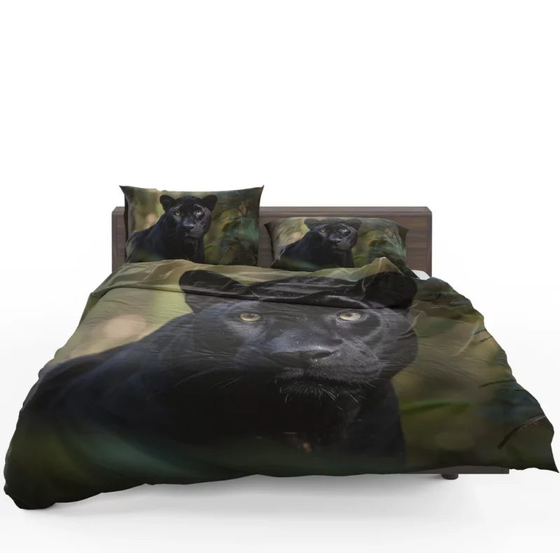 Alert Tiger Walking in Nature Bedding Set 1