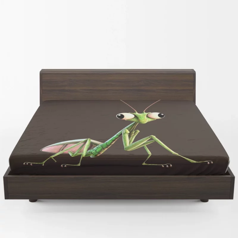 Big Eyed Mantis on Ground Fitted Sheet 1