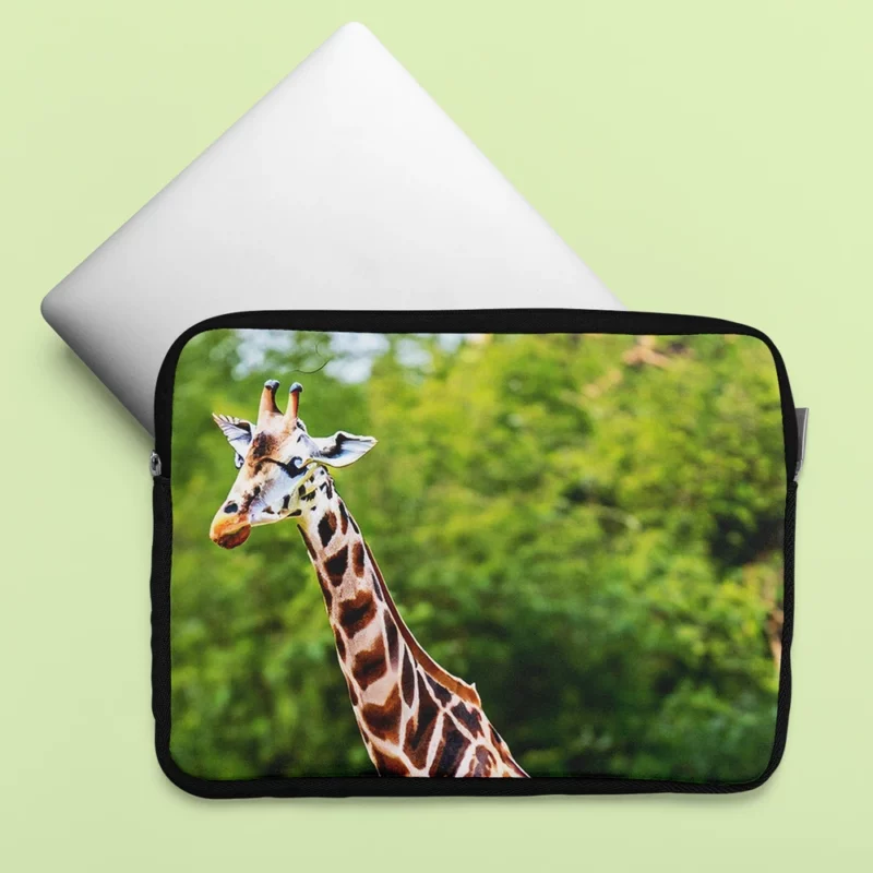 Giraffe Close-Up Photography Laptop Sleeve