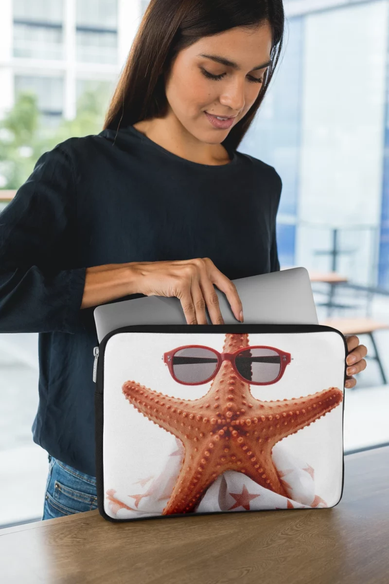 Movie Star Starfish Illustration Laptop Sleeve 1