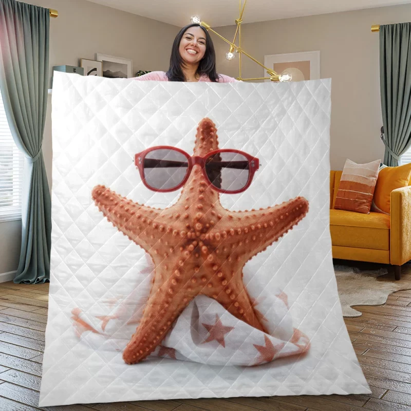 Movie Star Starfish Illustration Quilt Blanket