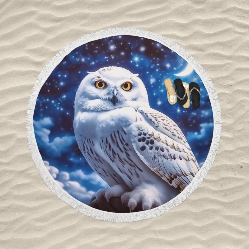 Snowy Owl Under Night Sky Round Beach Towel