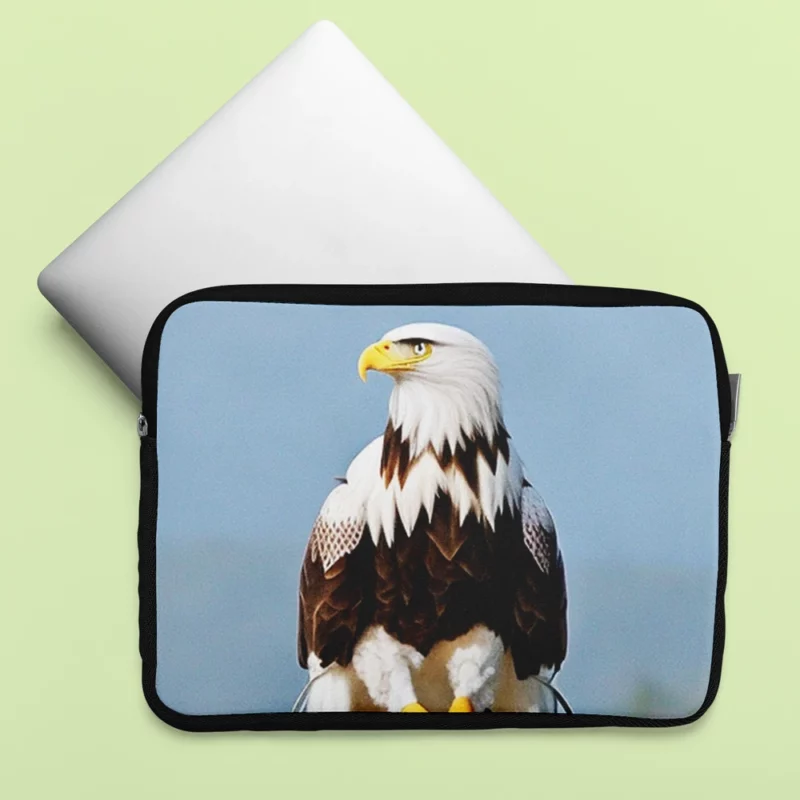 Stylish Eagle With Glasses Laptop Sleeve