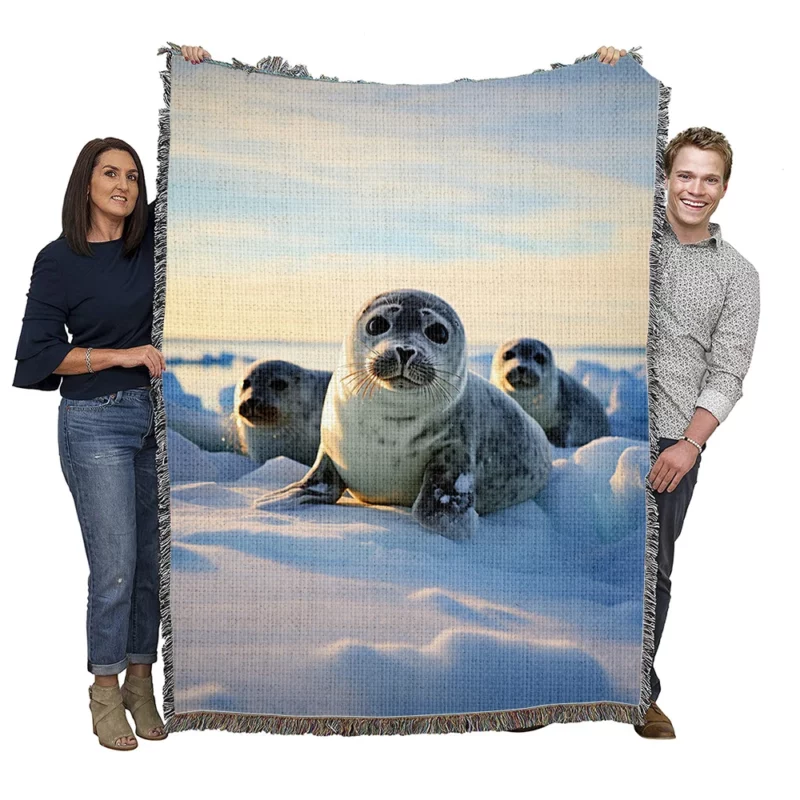 Realistic Seal Art AI-Generated Pictures Woven Blanket
