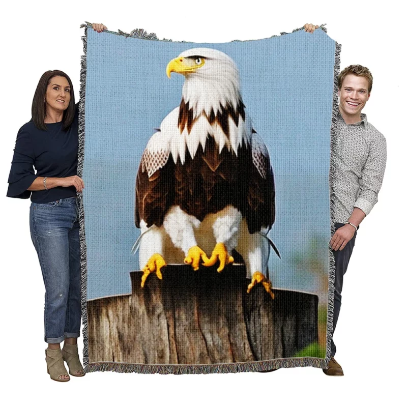 Stylish Eagle With Glasses Woven Blanket